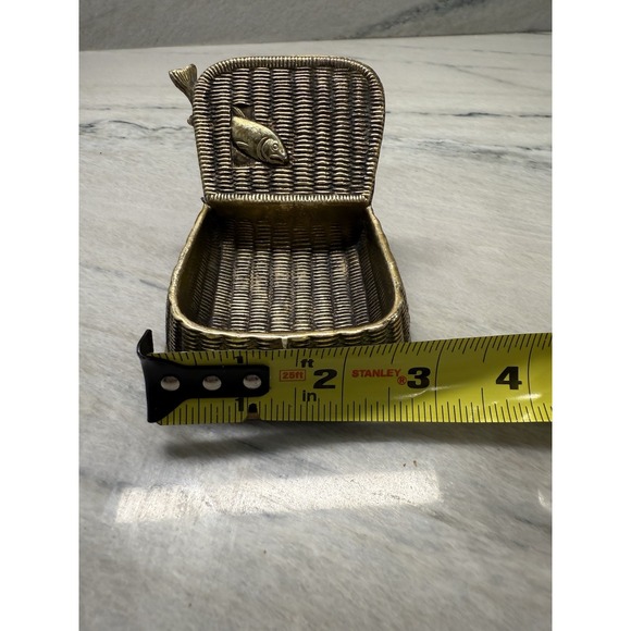 Antique Vintage Jennings Brother Fish In‎ A Basket Paperweight Brass Rare Htf - Picture 6 of 6